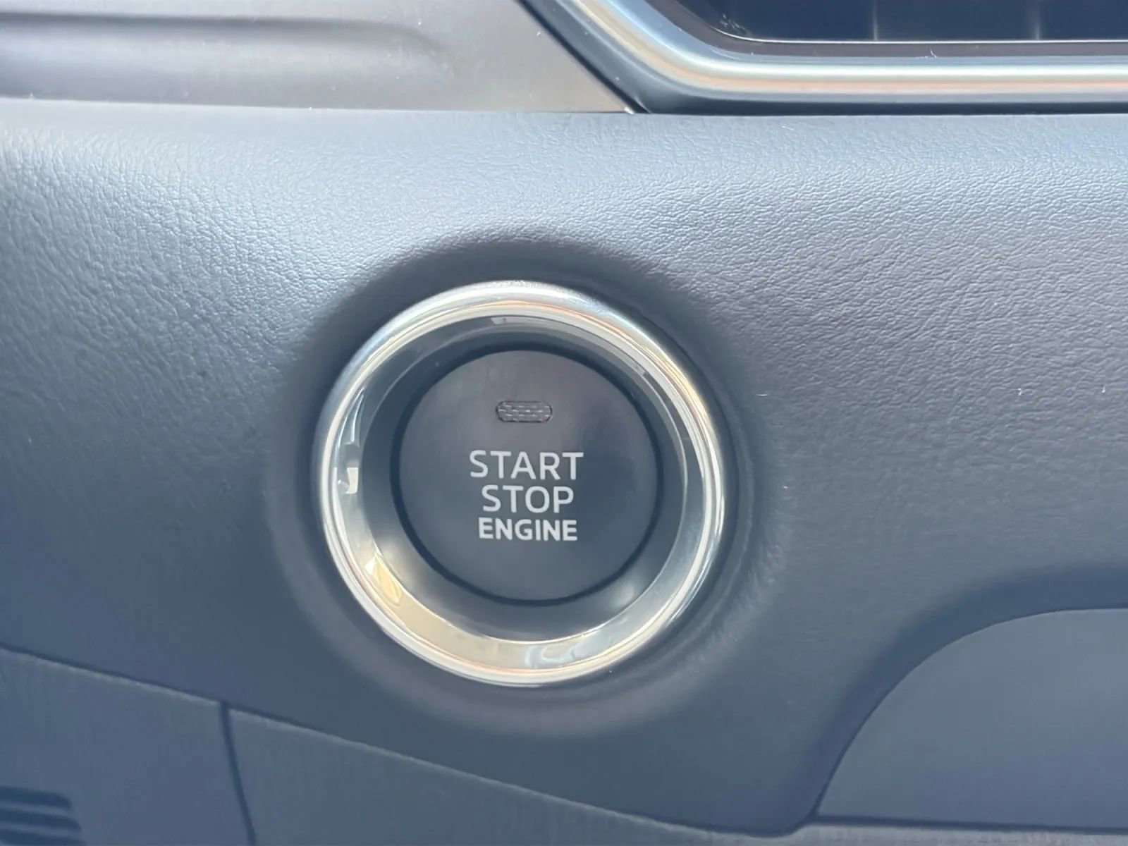 Used 2019 MAZDA CX-5 Touring image 24