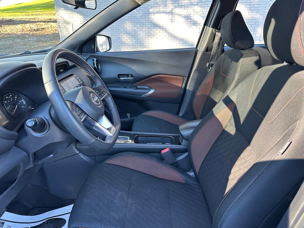 Used 2024 Nissan Kicks SR image 24