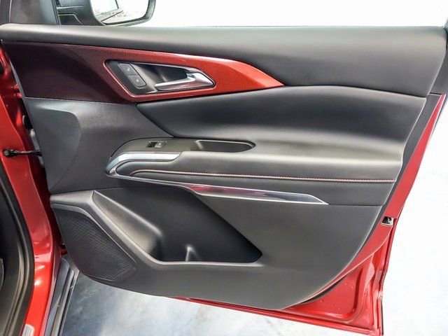 Certified 2025 Chevrolet Traverse Z71 w/ Driver Confidence Package image 35