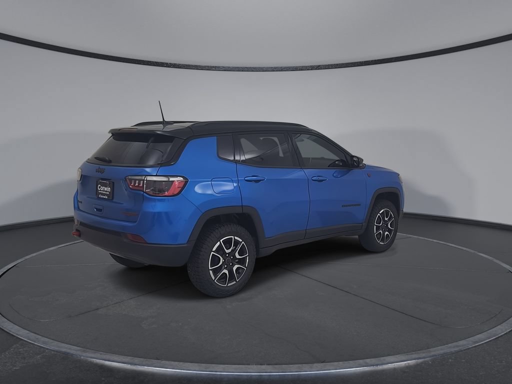 New 2026 Jeep Compass Trailhawk AWD/4WD image 15