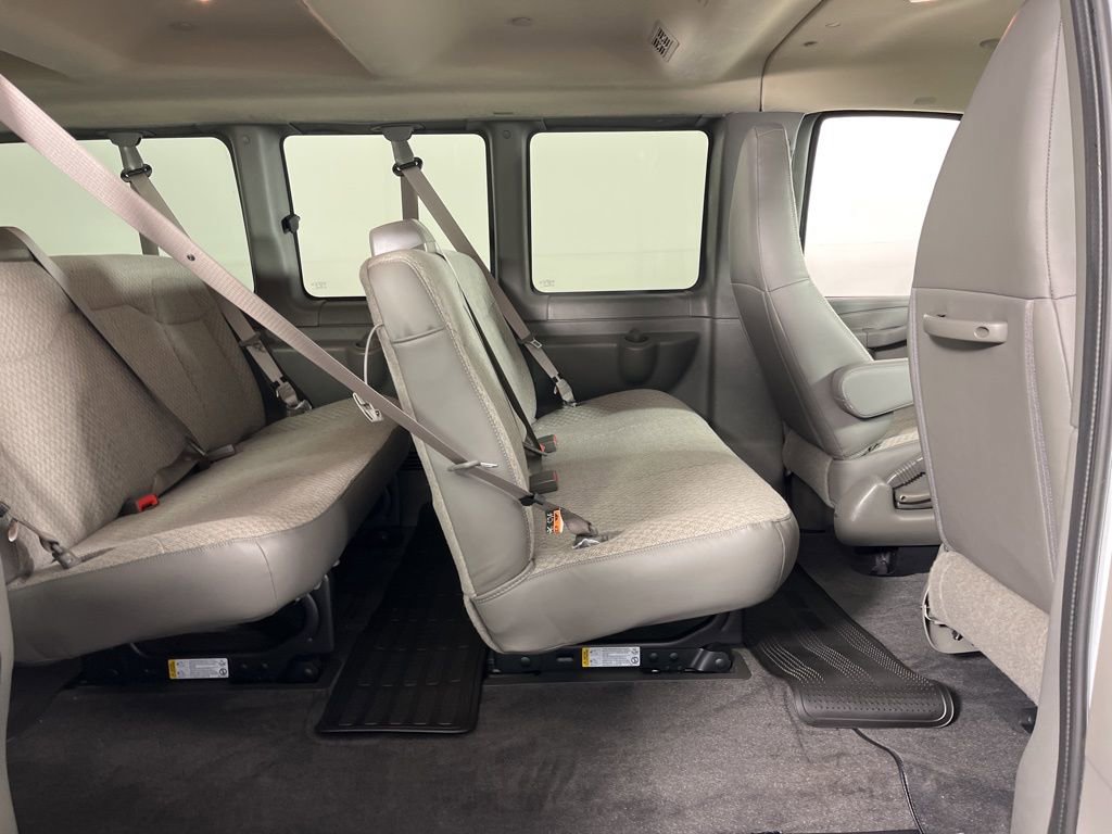 New 2026 Chevrolet Express 3500 LS RWD image 11