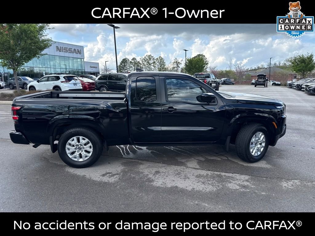Used 2024 Nissan Frontier SV w/ SV Convenience Package image 3