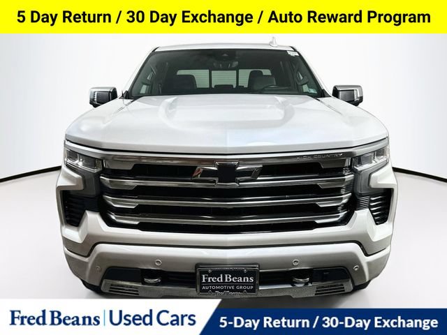 Certified 2024 Chevrolet Silverado 1500 High Country w/ High Country Premium Package AWD/4WD image 3