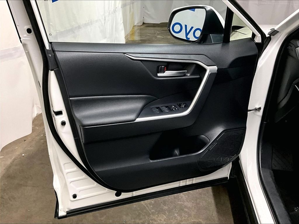Certified 2023 Toyota RAV4 SE w/ Weather & Moonroof Package AWD/4WD image 9