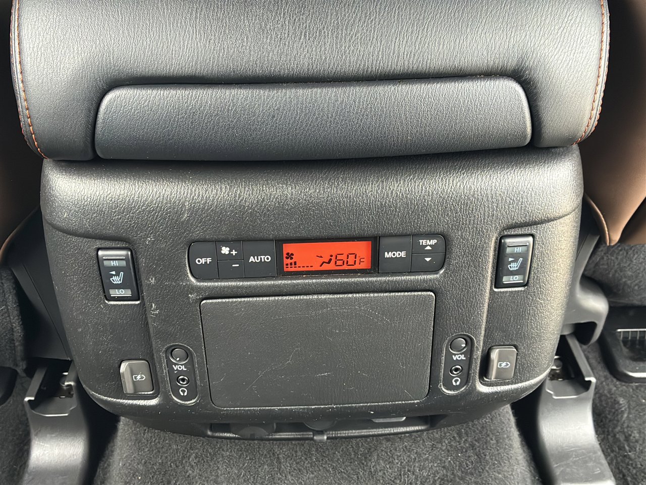 Used 2020 Nissan Armada Platinum w/ Platinum Reserve Package image 23