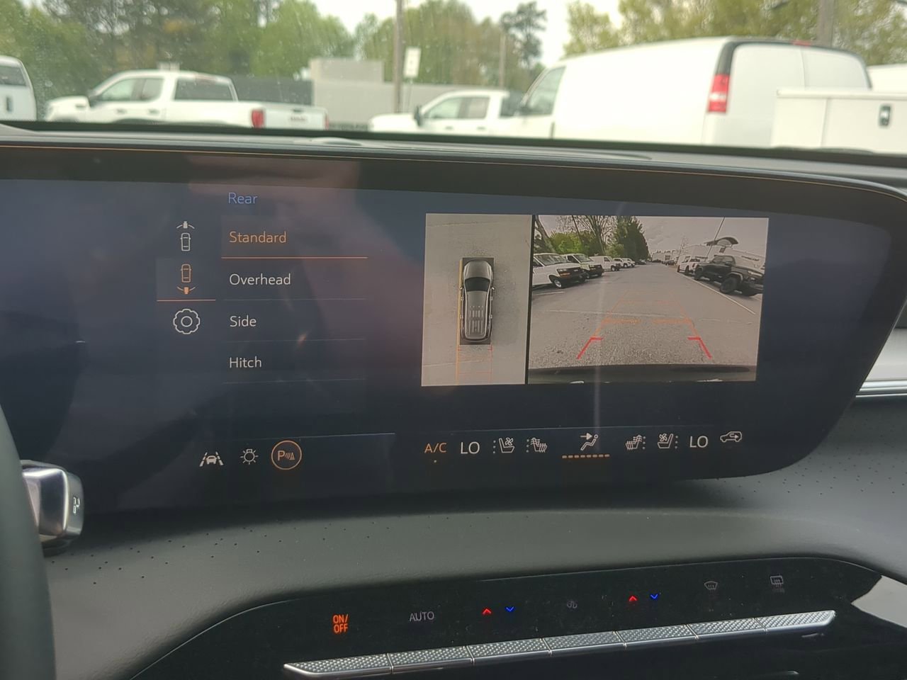 New 2026 Buick Enclave Avenir AWD/4WD image 14