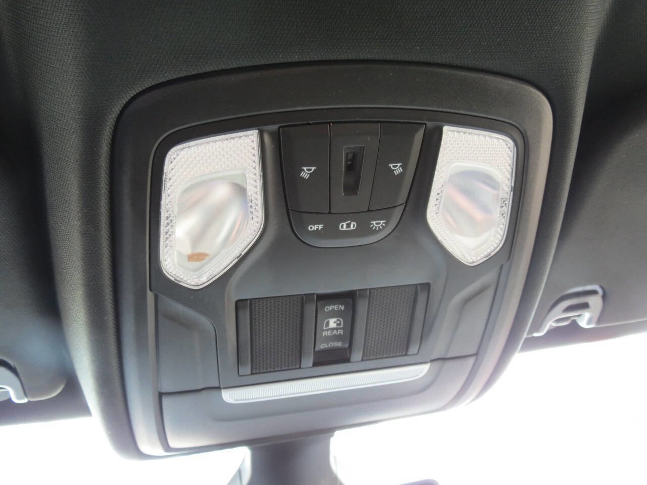Used 2021 RAM 1500 Big Horn image 21
