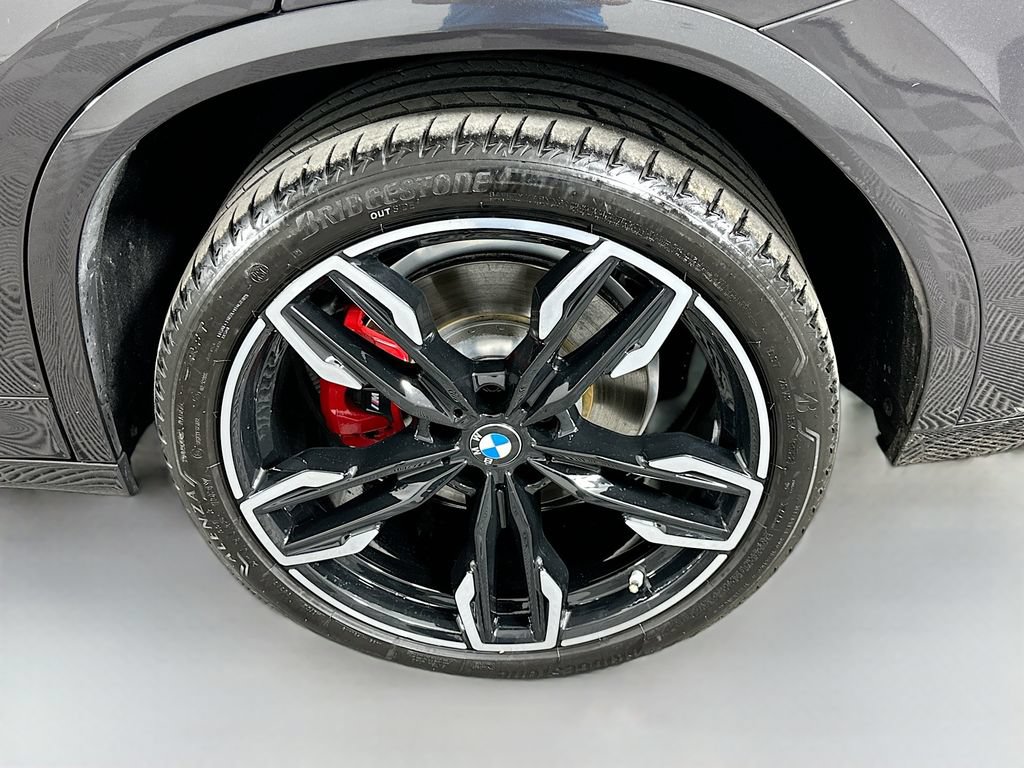 Certified 2023 BMW X4 M40i w/ Premium Package AWD/4WD image 32