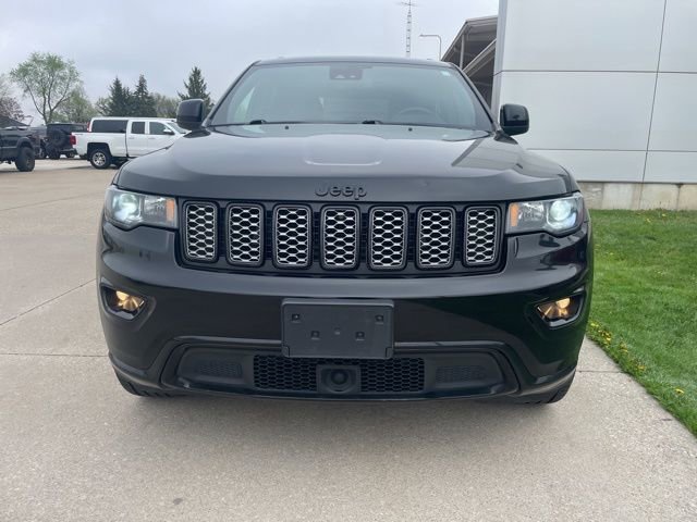 Used 2021 Jeep Grand Cherokee Altitude image 6