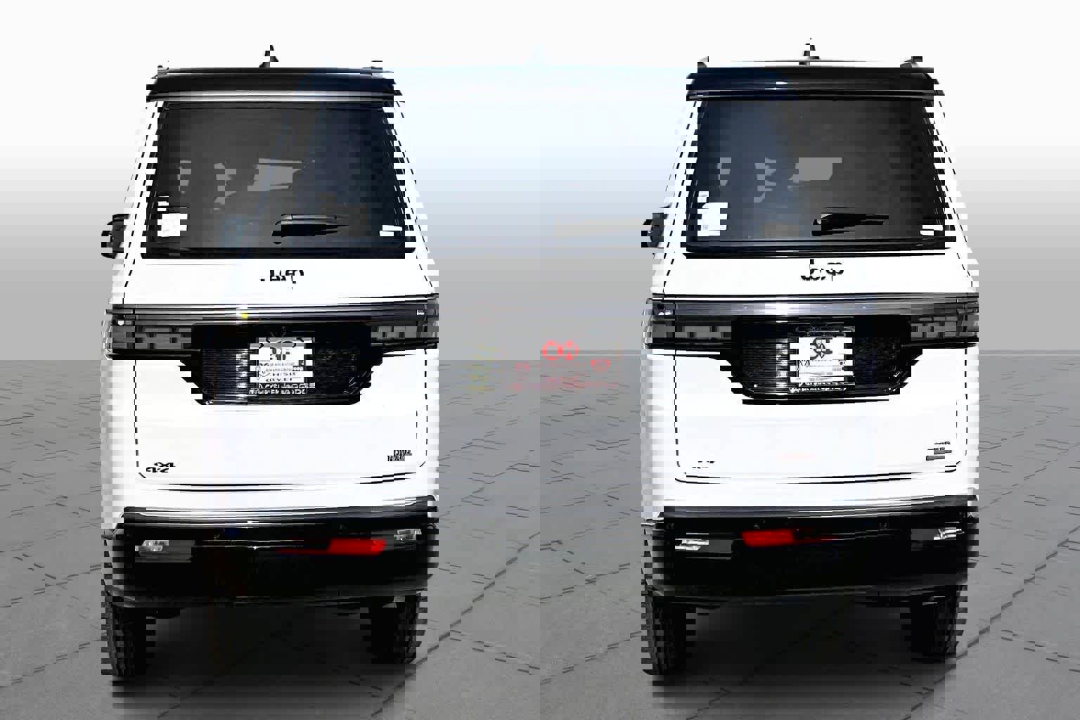 New 2026 Jeep Grand Wagoneer Summit image 5