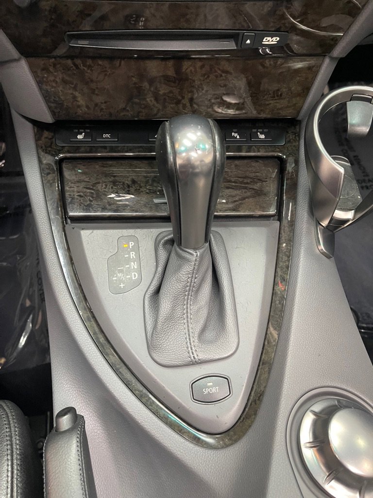 Used 2005 BMW 645Ci Convertible image 35