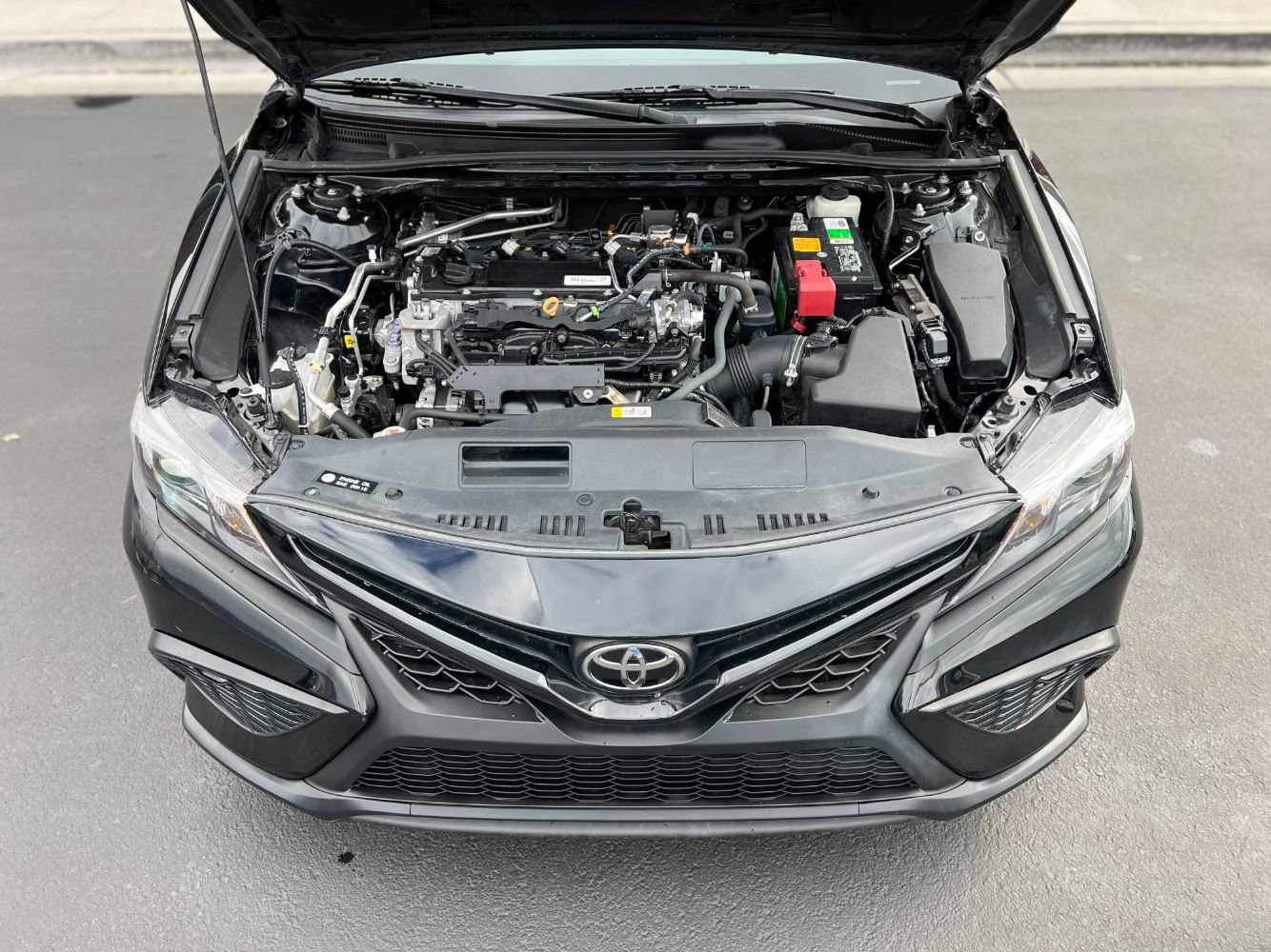 Used 2021 Toyota Camry SE image 10