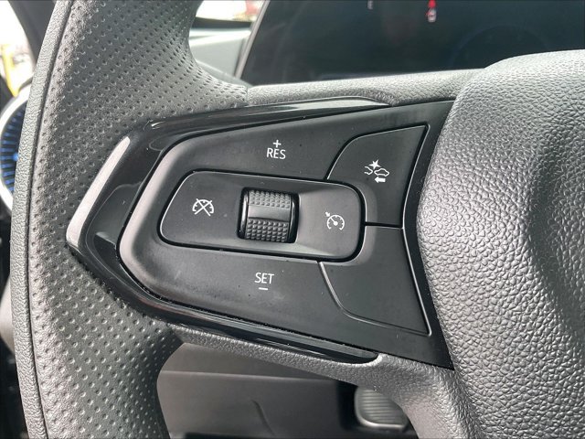 Certified 2025 Chevrolet Trax LT w/ LPO, Blackout Package FWD image 20
