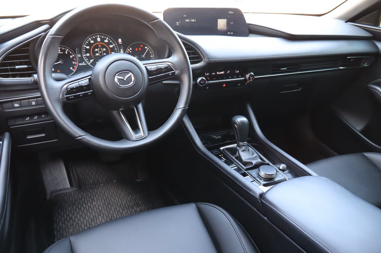 Used 2025 MAZDA MAZDA3 s FWD image 5