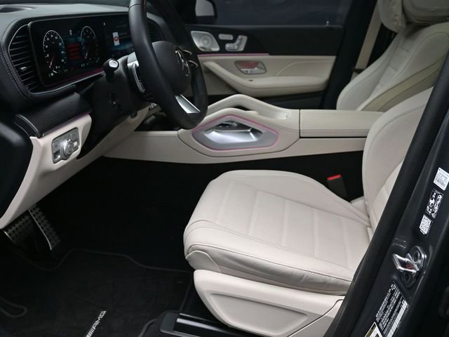 Used 2025 Mercedes-Benz GLS 450 4MATIC image 17