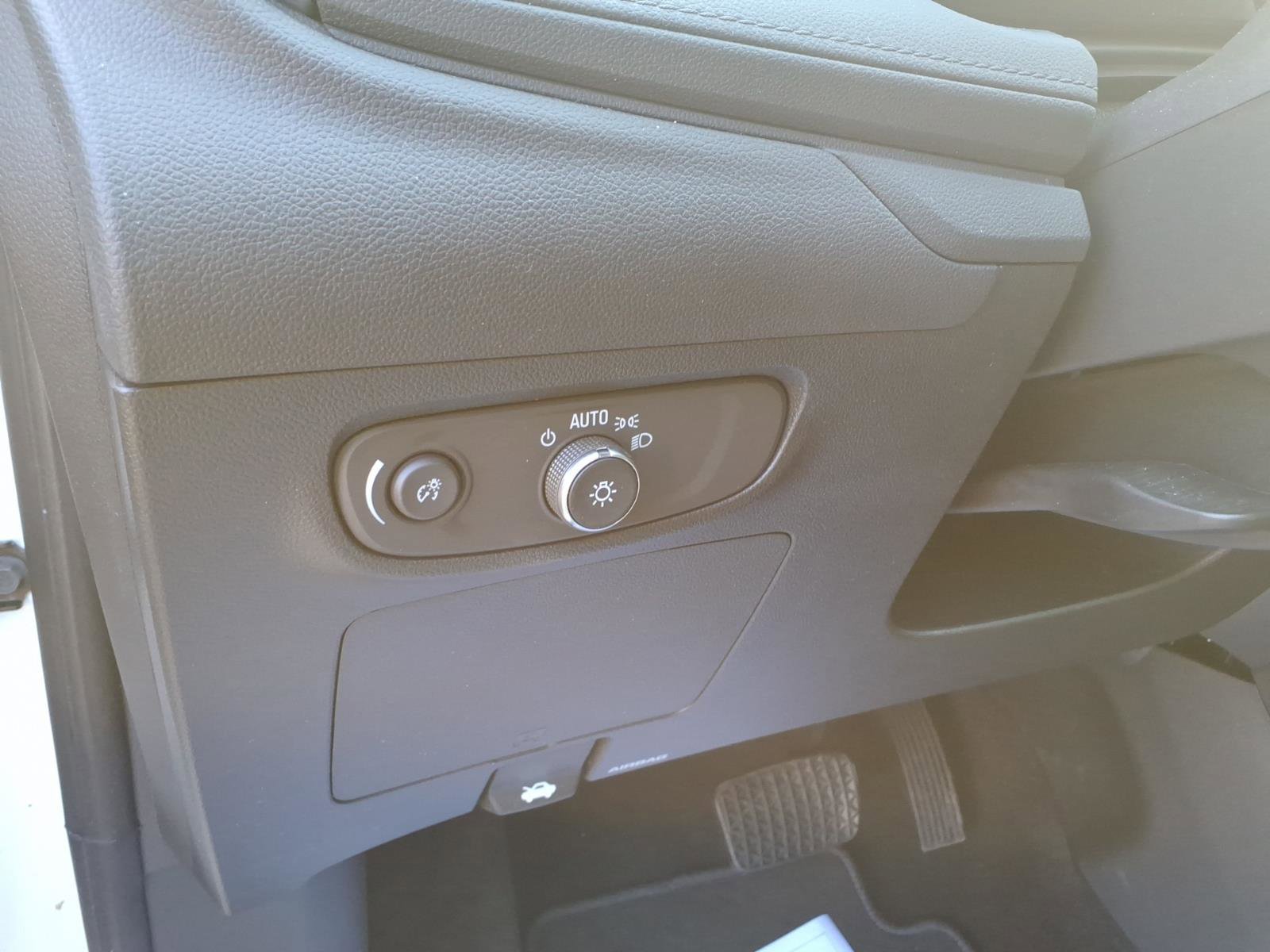 Used 2024 Buick Encore GX Preferred w/ Comfort Package image 17