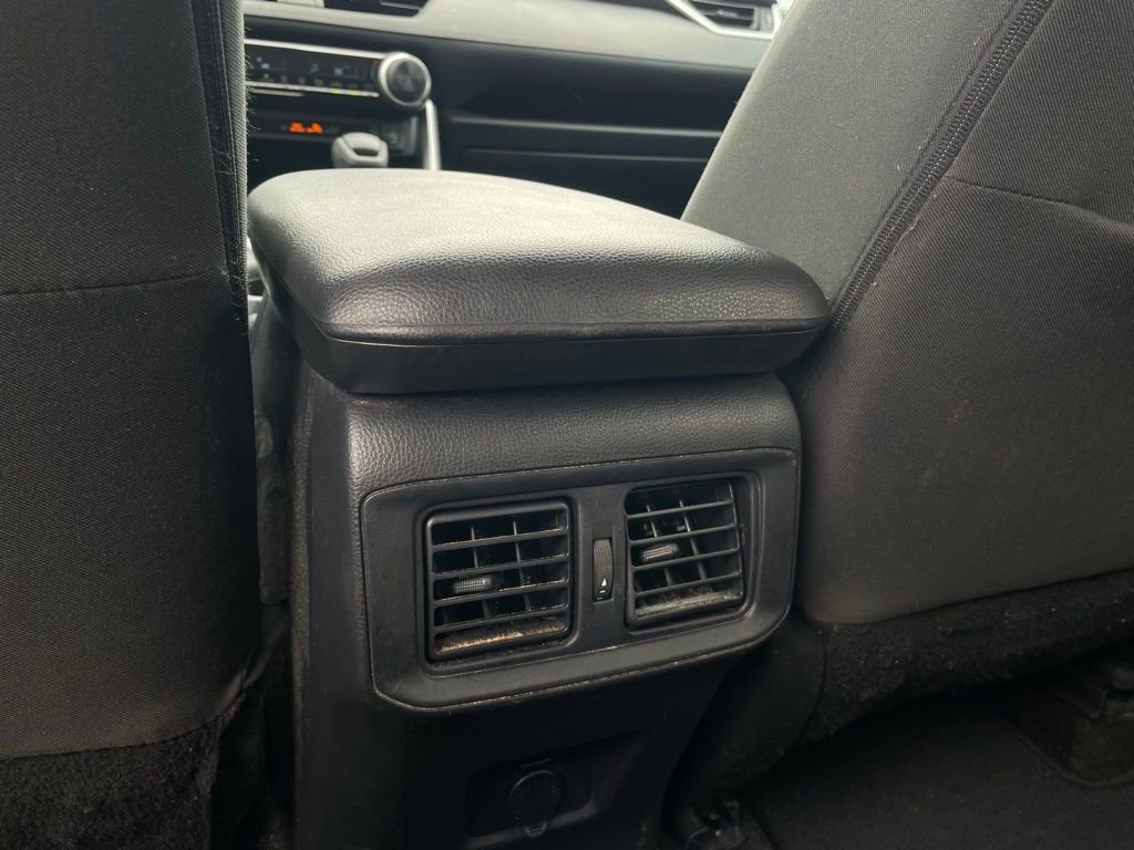 Used 2024 Toyota RAV4 LE FWD image 27