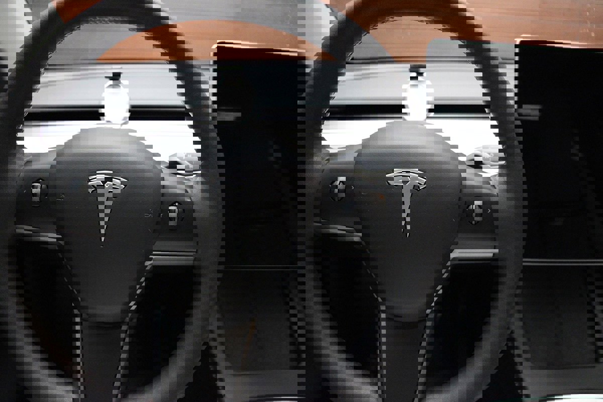 Used 2023 Tesla Model Y Long Range image 48