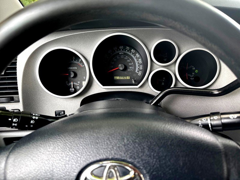 Used 2011 Toyota Tundra 4x4 Double Cab w/ Tow Pkg image 19