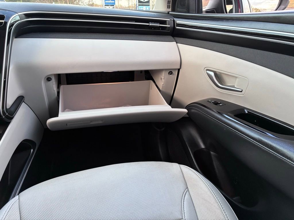 Used 2023 Hyundai Tucson Limited w/ Cargo Package AWD/4WD image 42