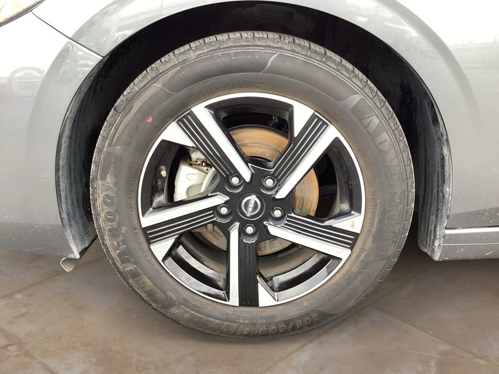 Used 2024 Nissan Sentra SV FWD image 30