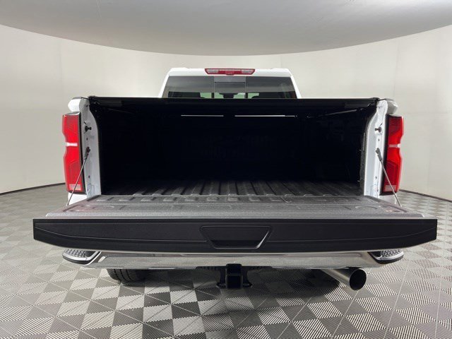 Used 2026 Chevrolet Silverado 2500 LTZ w/ LTZ Premium Package AWD/4WD image 42