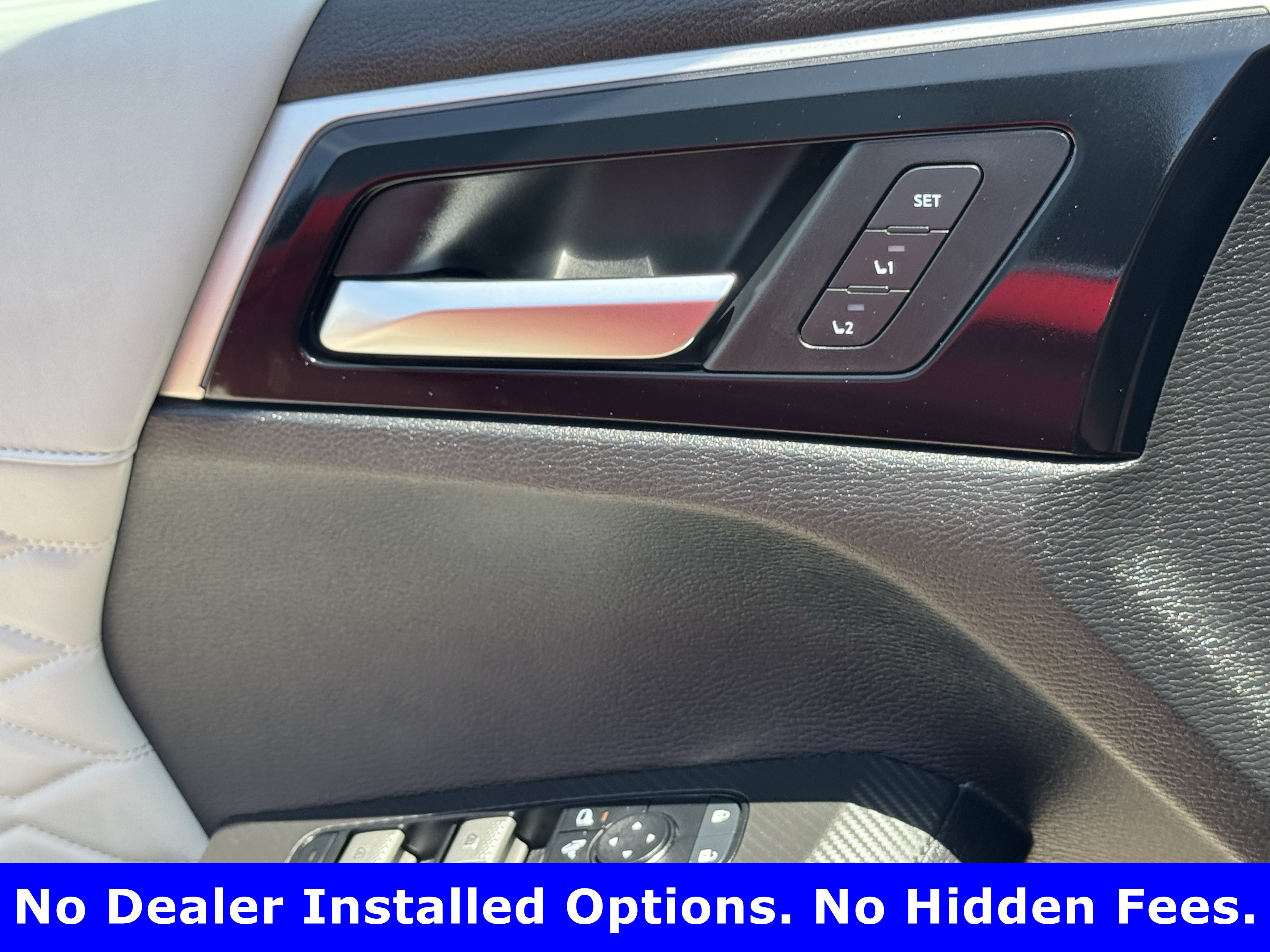 Used 2025 Mitsubishi Outlander SEL AWD/4WD image 22