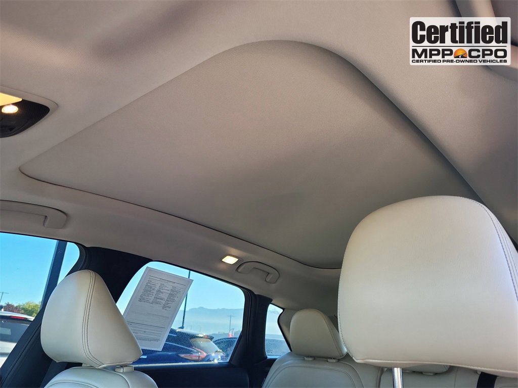 Used 2022 INFINITI QX50 Sensory image 8