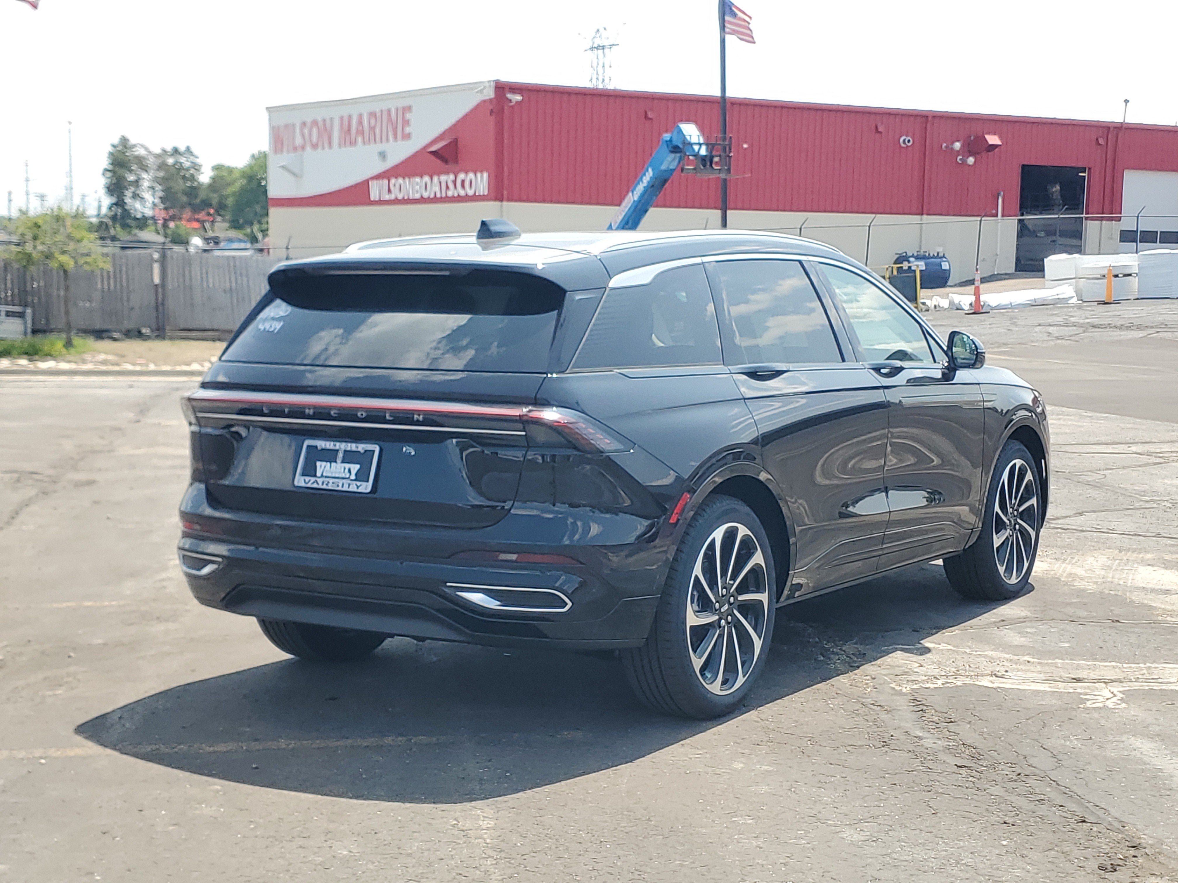 New 2026 Lincoln Nautilus Black Label AWD/4WD image 4