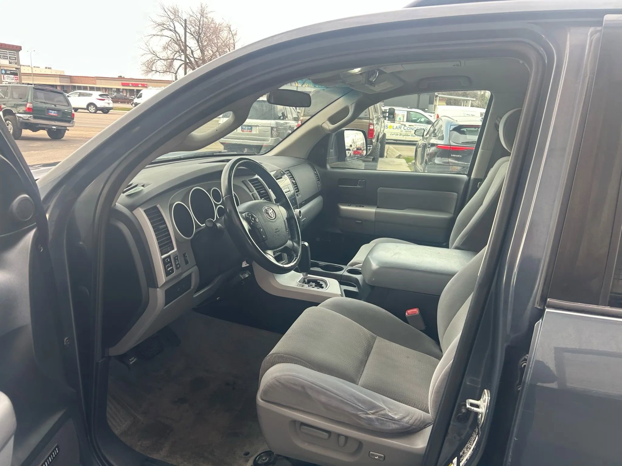 Used 2008 Toyota Sequoia SR5 image 3