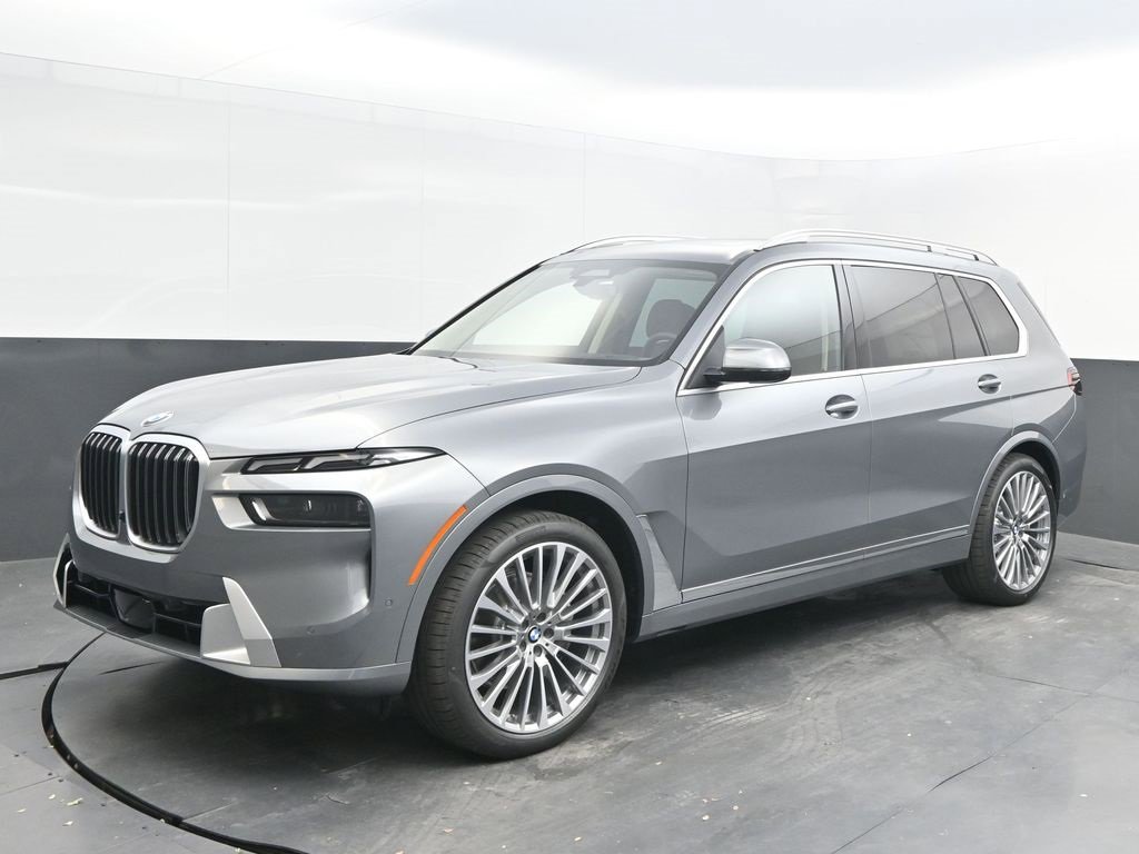 New 2026 BMW X7 xDrive40i image 3