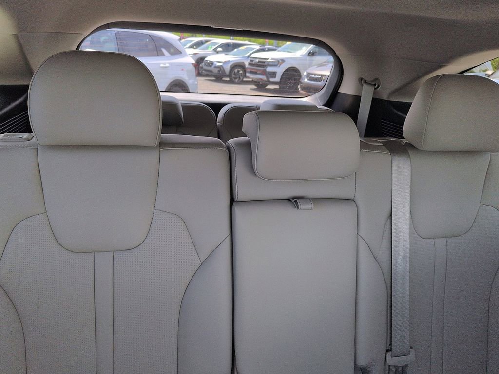 New 2026 Kia Sorento S FWD image 8