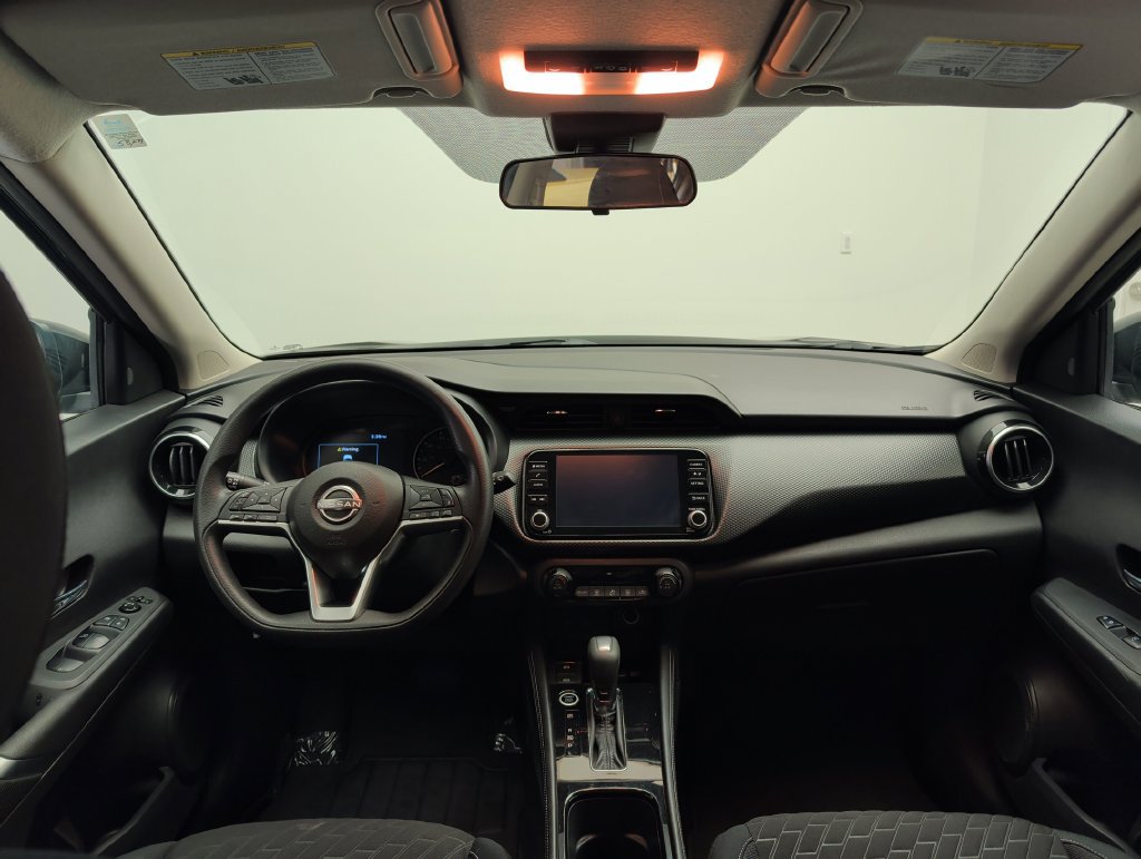 Used 2022 Nissan Kicks SV FWD image 15