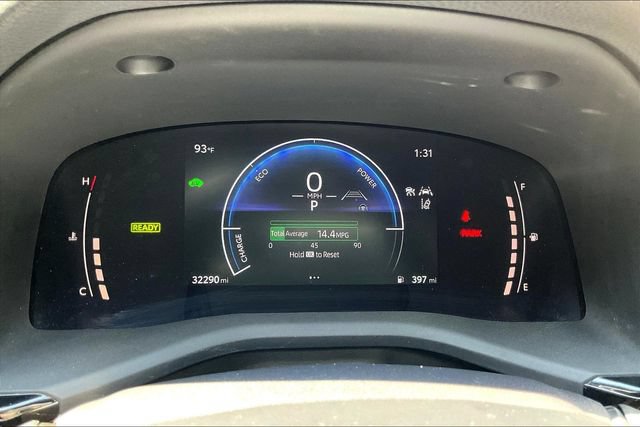 Used 2025 Toyota Camry SE FWD image 15