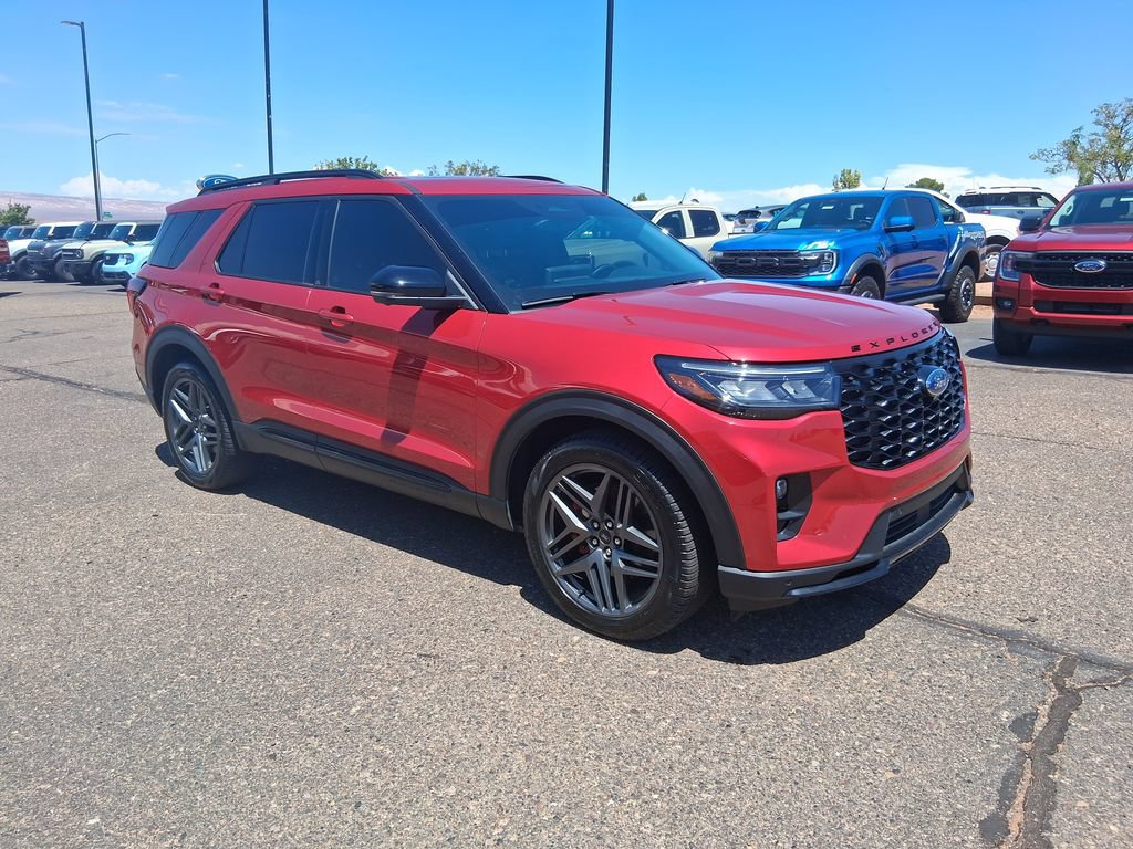 Used 2025 Ford Explorer ST w/ Sun And Sound Package AWD/4WD image 7