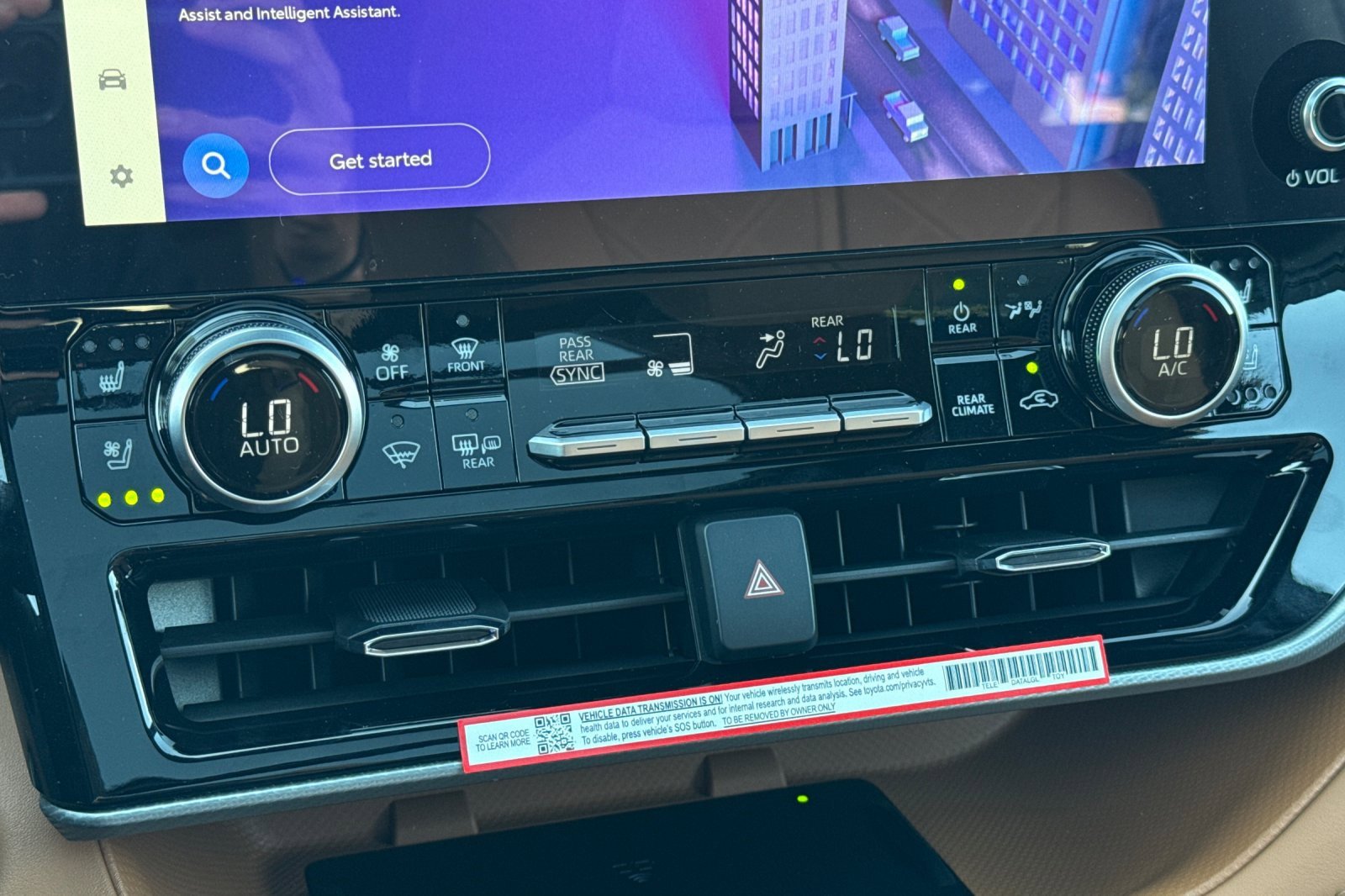 New 2025 Toyota Highlander Platinum image 24