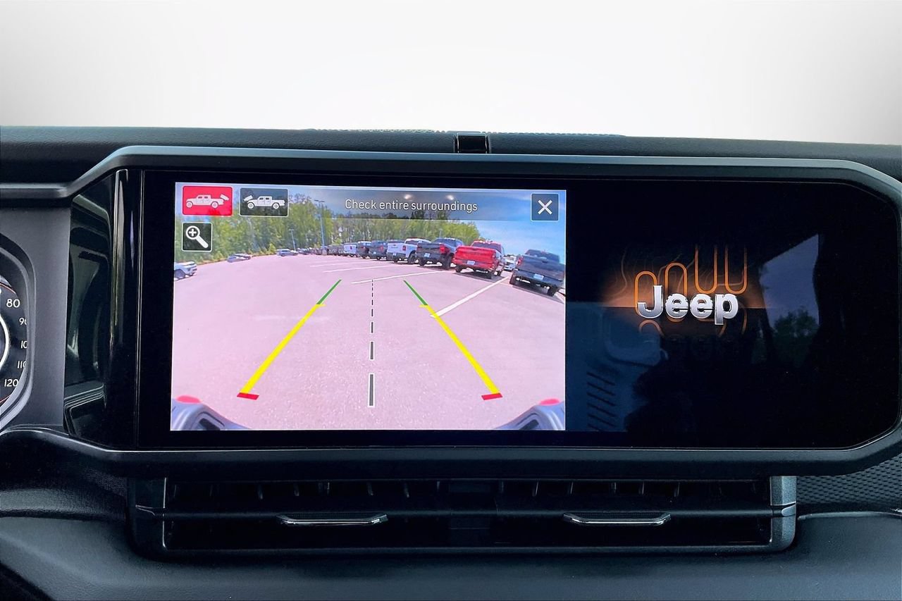 New 2026 Jeep Gladiator Rubicon AWD/4WD image 13