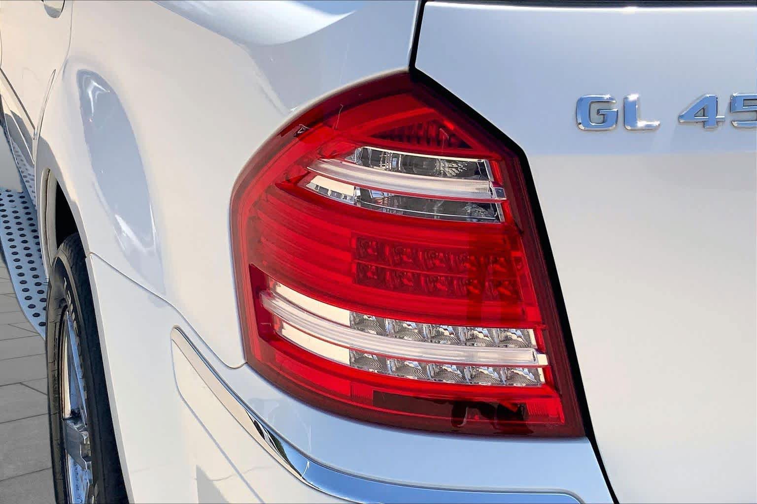 Used 2012 Mercedes-Benz GL 450 4MATIC image 27
