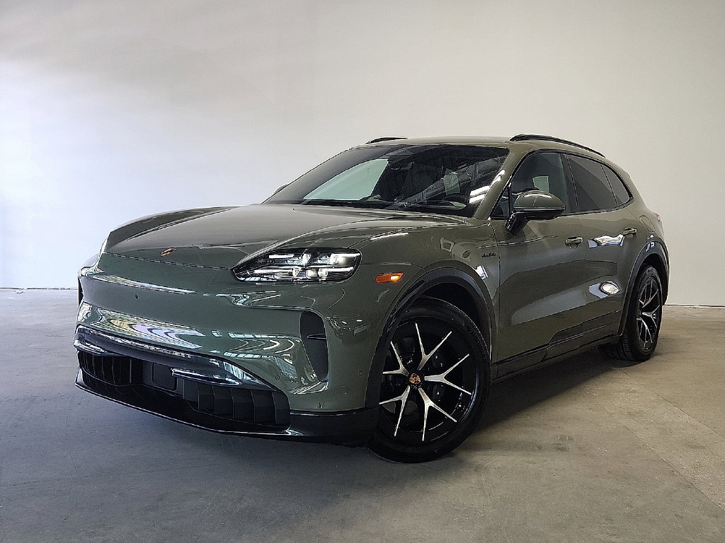 New 2026 Porsche Cayenne Electric AWD/4WD image 1