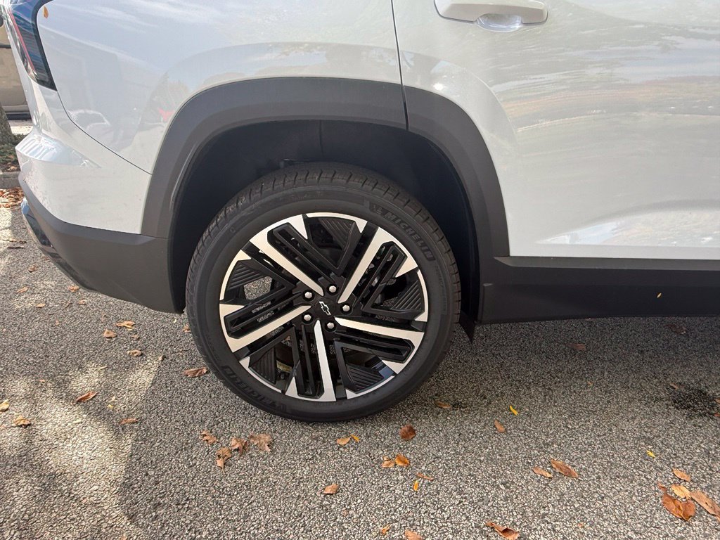 New 2027 Chevrolet Equinox RS w/ Convenience Package III AWD/4WD image 33