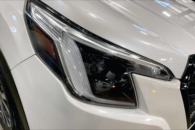 Used 2023 Subaru Forester Limited AWD/4WD image 28
