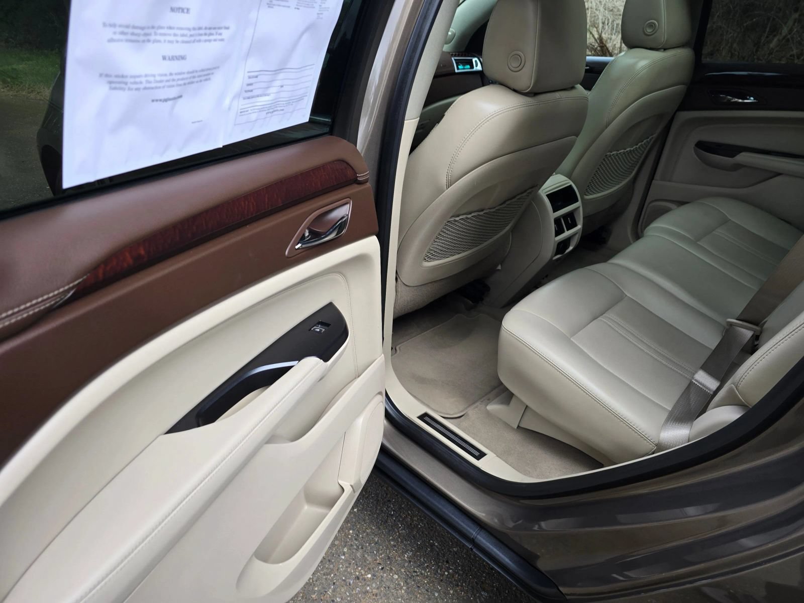 Used 2016 Cadillac SRX Performance w/ Driver Awareness Package AWD/4WD image 17