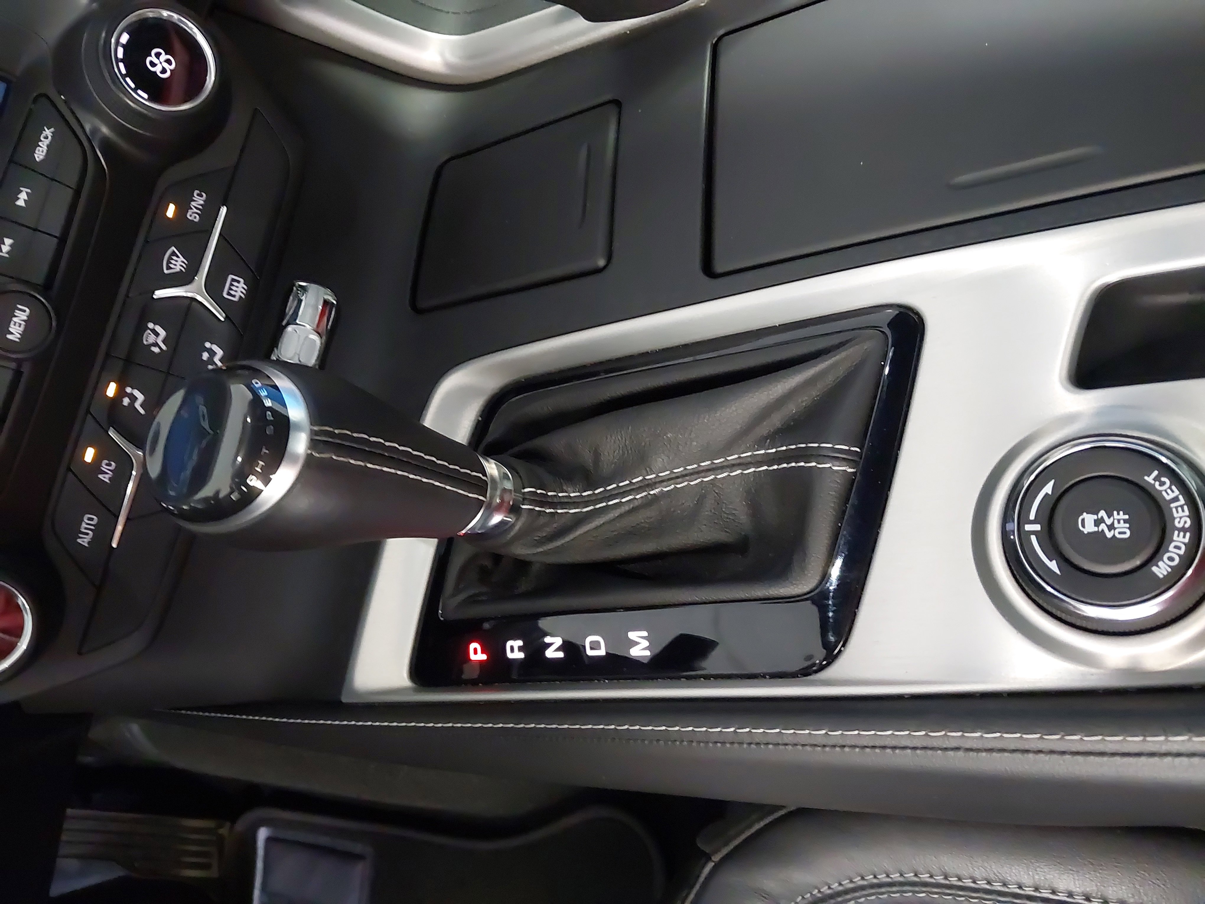 Used 2019 Chevrolet Corvette Grand Sport w/ Carbon Flash Badge Package image 21