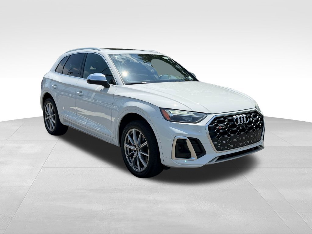 Used 2023 Audi SQ5 Premium Plus w/ Premium Plus Package AWD/4WD image 3