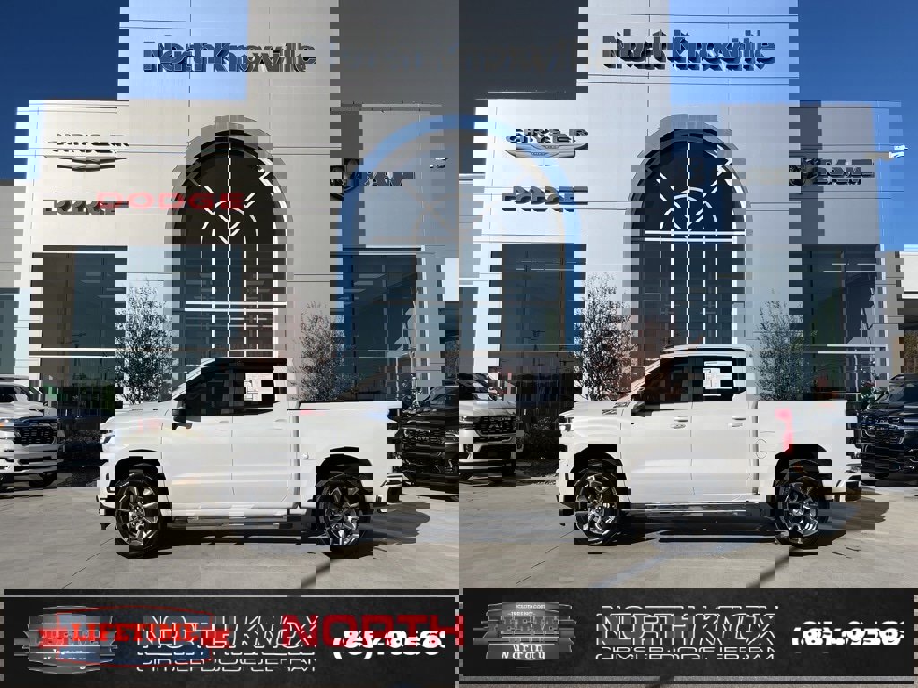 Used 2021 Chevrolet Silverado 1500 RST w/ Z71 Off-Road Package image 2