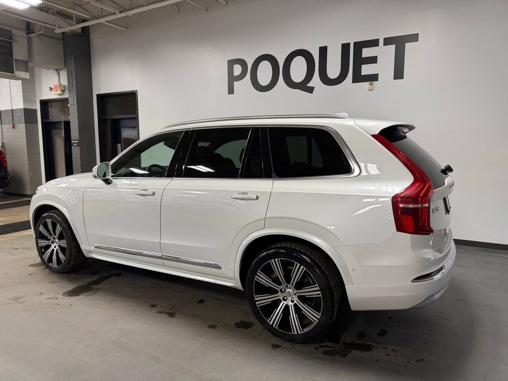 Used 2022 Volvo XC90 T8 Inscription w/ Lounge Package image 6