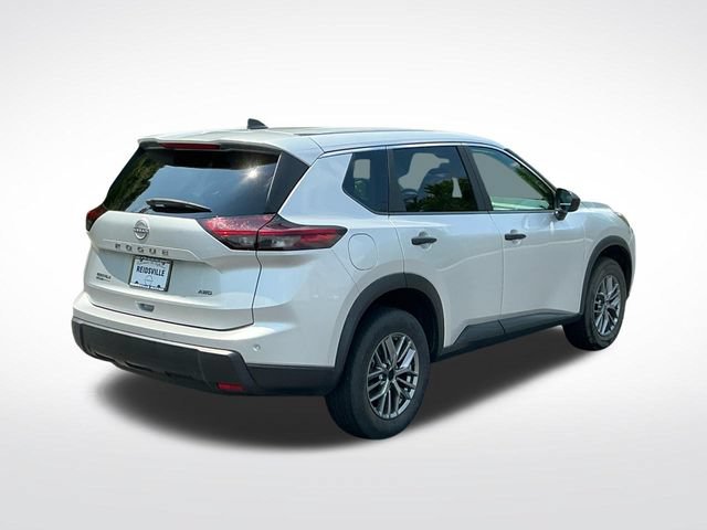 Used 2024 Nissan Rogue S AWD/4WD image 7