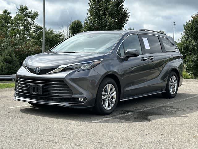 Used 2025 Toyota Sienna XLE w/ XLE Plus Package