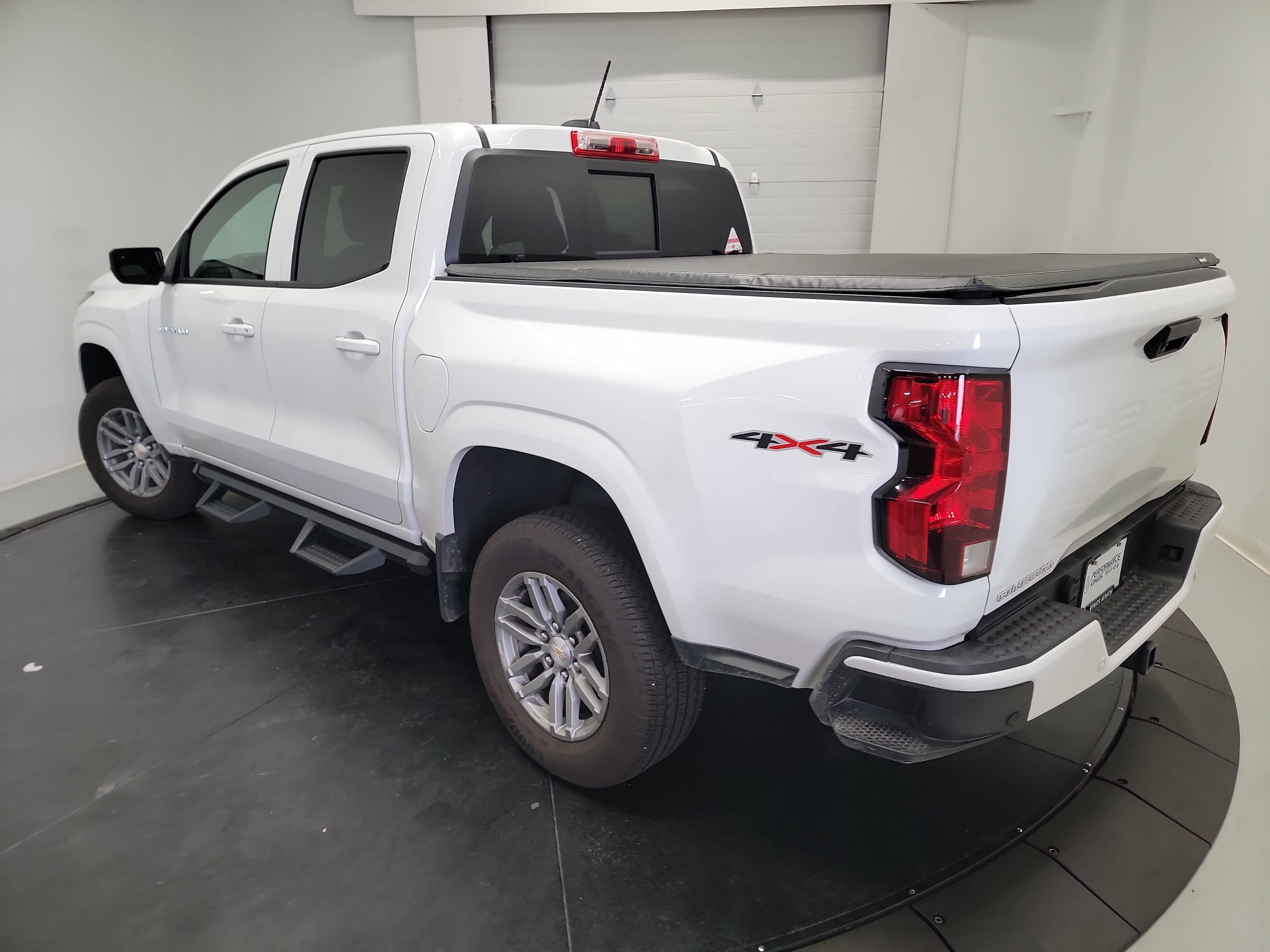 Used 2026 Chevrolet Colorado LT w/ Advanced Trailering Package AWD/4WD image 6