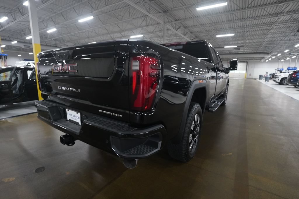 Used 2026 GMC Sierra 3500 Denali AWD/4WD image 13